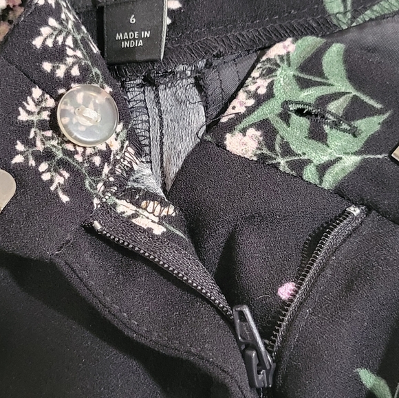 Ann Taylor Women's Floral Wide Leg Crop Trouser Parts Size 6 Flowy Black - Picture 8 of 11